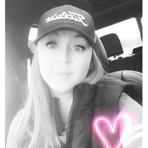 Meet your Posher, Candice